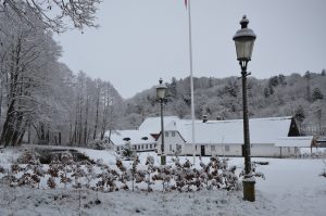 Nybjerg Mølle om vinteren